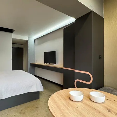 Hotel apartamentowy Spill Kaluža